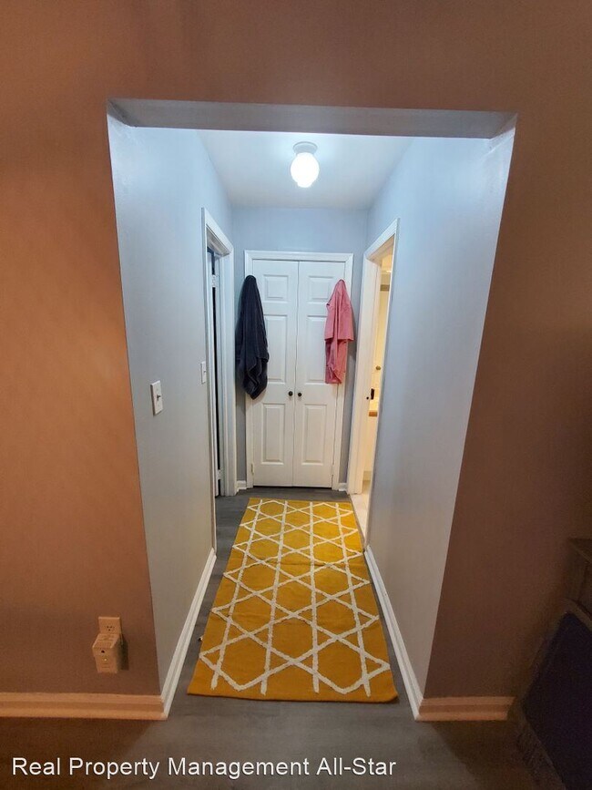 Building Photo - 2 br, 2 bath House - 1204 Woodhaven Drive