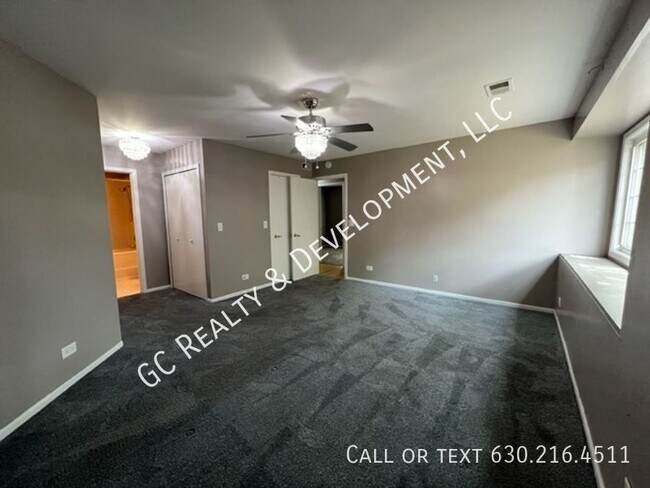 Building Photo - 2442 Charleston Dr