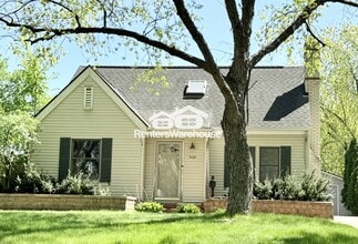 Building Photo - 5109 Windsor Ave