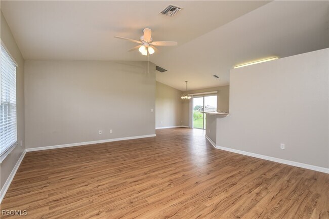 Building Photo - 2229 NW Juanita Pl