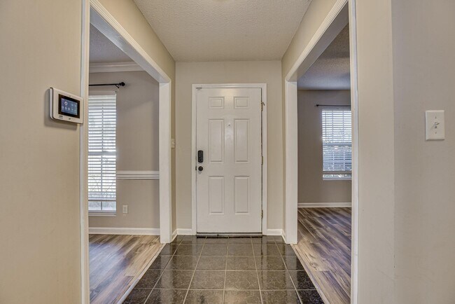 Building Photo - 4318 Sanderling Dr