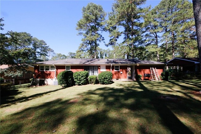 Building Photo - 1959 Shepherd Cir SW