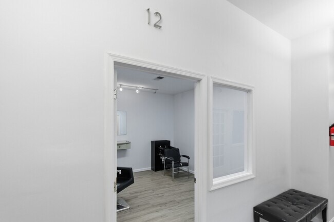 Building Photo - 4341 Park Heights Ave