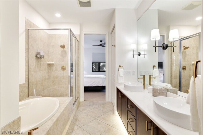 Building Photo - 9072 Rialto St