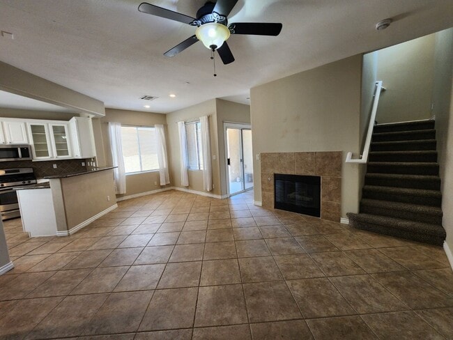 Building Photo - Beautiful Home in Summerlin