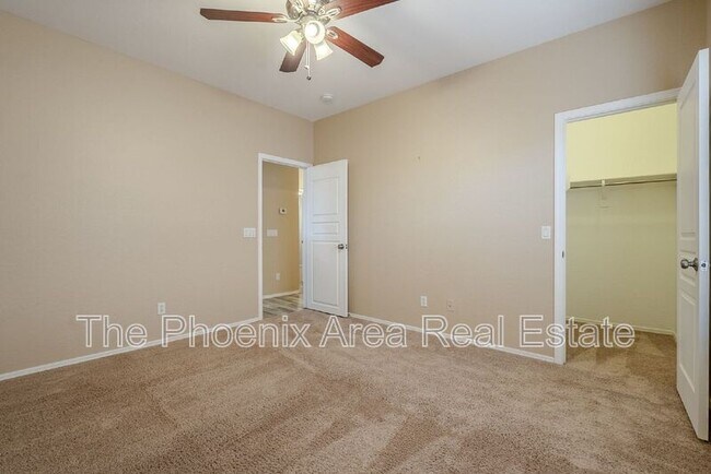Building Photo - 29189 N Shannon Dr