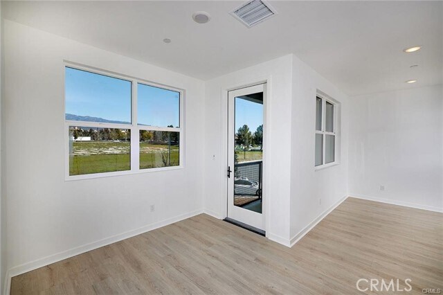 Building Photo - 944 N Divino Privado