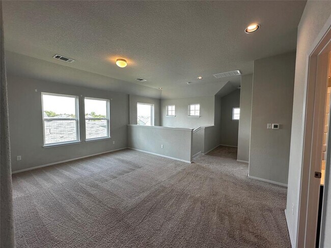 Building Photo - 316 Insider Loop