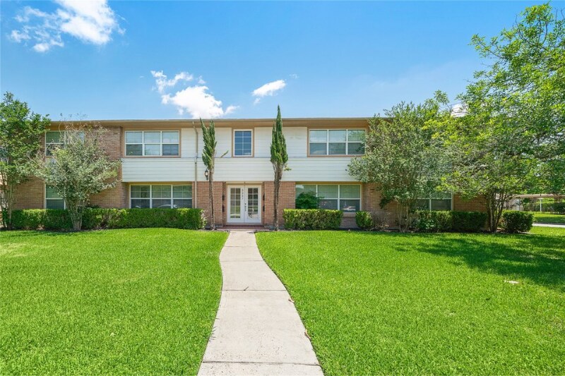 Building Photo - 3237 Rosedale St