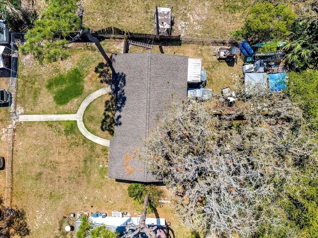 Building Photo - 284 Short St