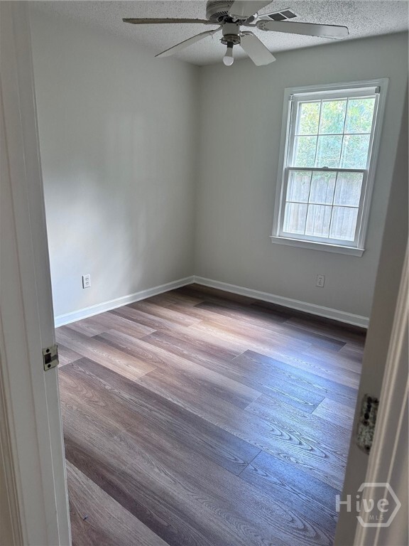 Building Photo - 125 Sterling Dr