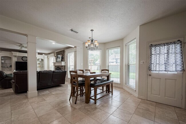 Building Photo - 17102 Misty Creek Dr