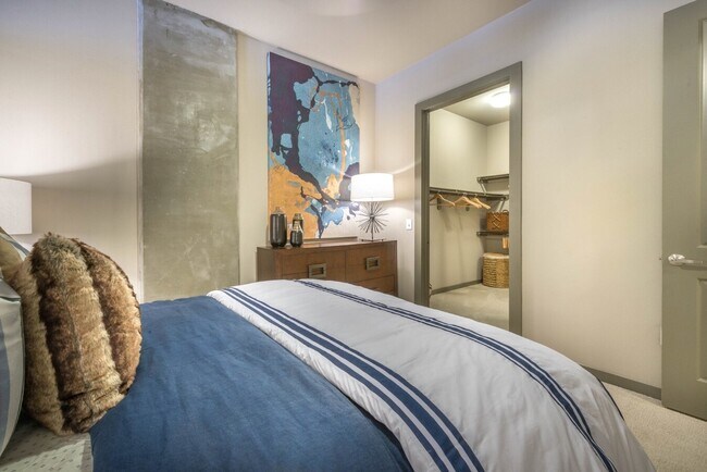 Building Photo - Modern Design Meets Everyday Luxury