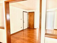 Building Photo - 6878 Nickis Ln