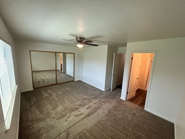 Building Photo - Updated 3 Bedroom 2 Bathroom Home in Woodland