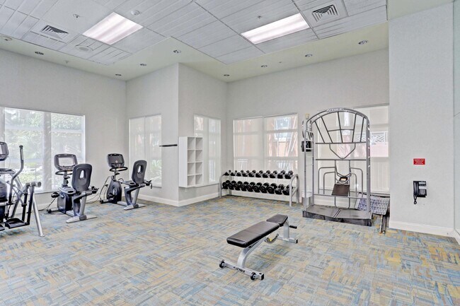 Building Photo - 600 S Dixie Hwy