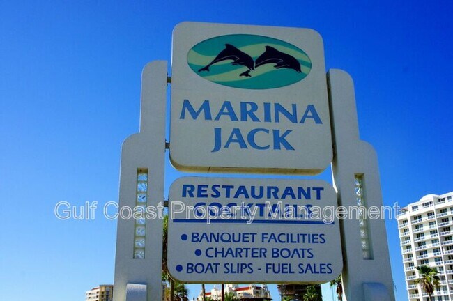 Building Photo - 301 S Gulfstream Ave