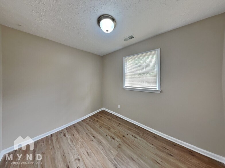 Building Photo - 1568 Pintail Rd