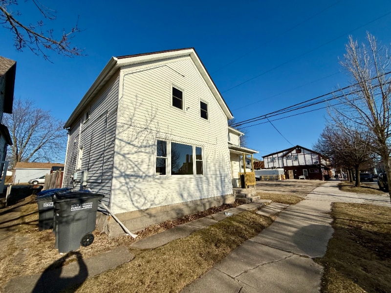 Building Photo - 1118 S 15th St