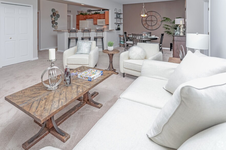 Ashford Apartments w/Garages 2427 Partridge Dr Shelby Township MI