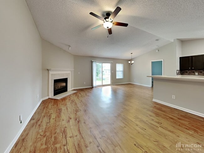 Building Photo - 2706 Taylor Hill Dr