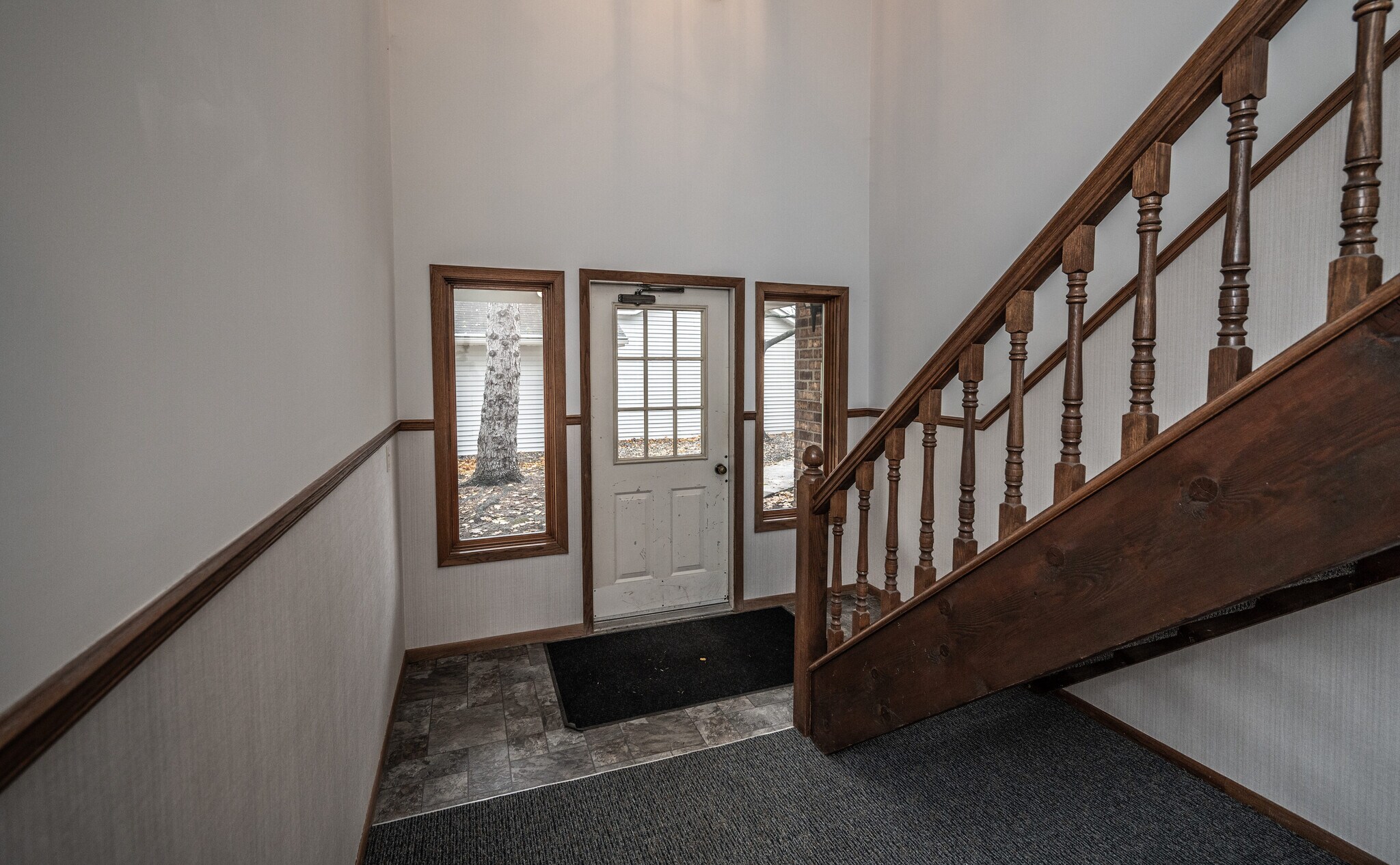 One flight of stairs to the top floor condo - 3589 Blue Jay Way
