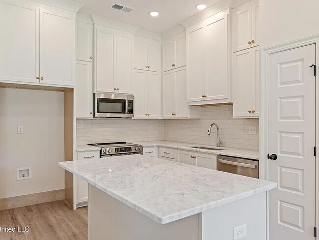 Building Photo - Highland Meadows Lot 3