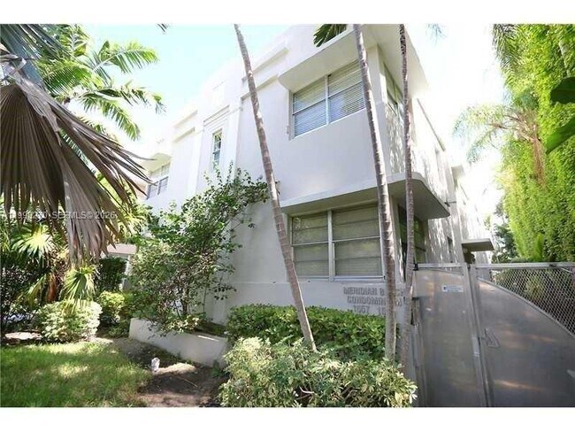 Building Photo - 1559 Meridian Ave