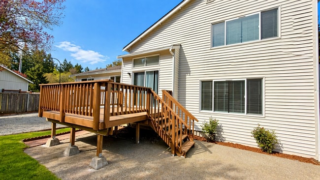 Building Photo - Newly Updated 3BR in The Arbors | Private Long Lake Access + Large Deck