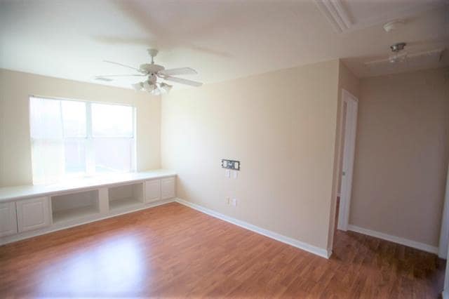 Building Photo - 2725 Sunlight Dr