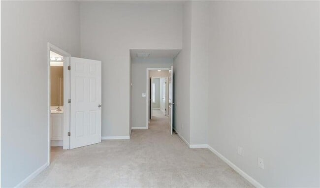 Building Photo - 1509 Liberty Pkwy NW