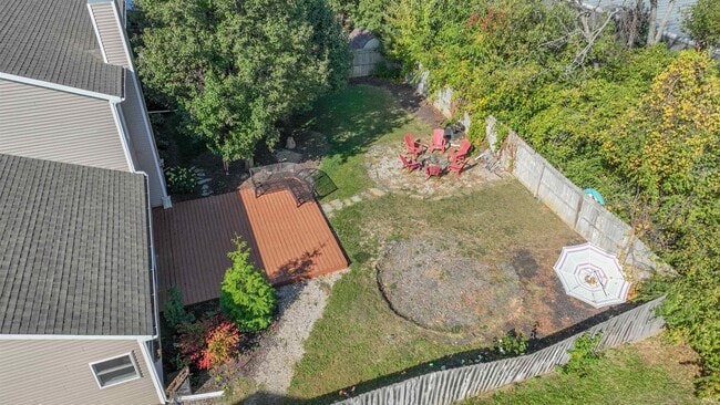 Building Photo - 2706 Grosbeak Ln