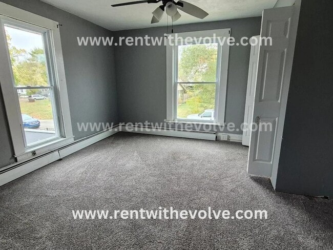 Building Photo - 209 N Walnut St