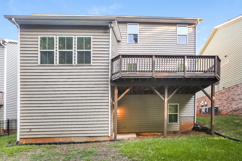 Building Photo - 4825 Breden St
