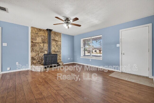 Building Photo - 1113 Gifford Dr