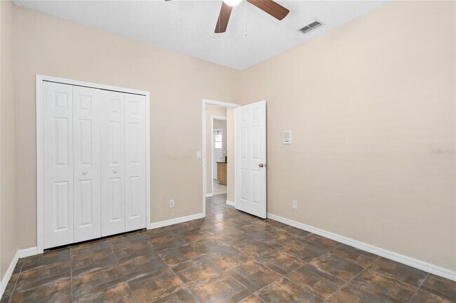 Building Photo - 13821 Amberleigh Rd