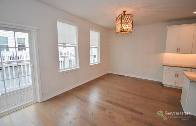 Building Photo - 32 Jessop Ln