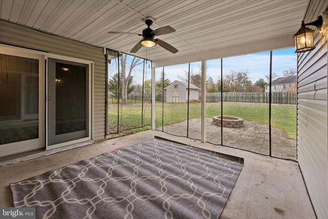 Building Photo - 21 Parc Ridge Dr