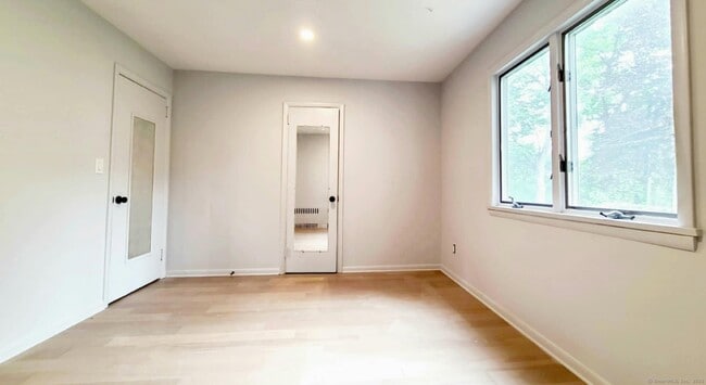 Building Photo - 76 Havemeyer Ln