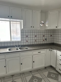 Building Photo - 1557 W 29th St