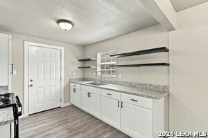 Building Photo - 606 S San Joaquin Ave