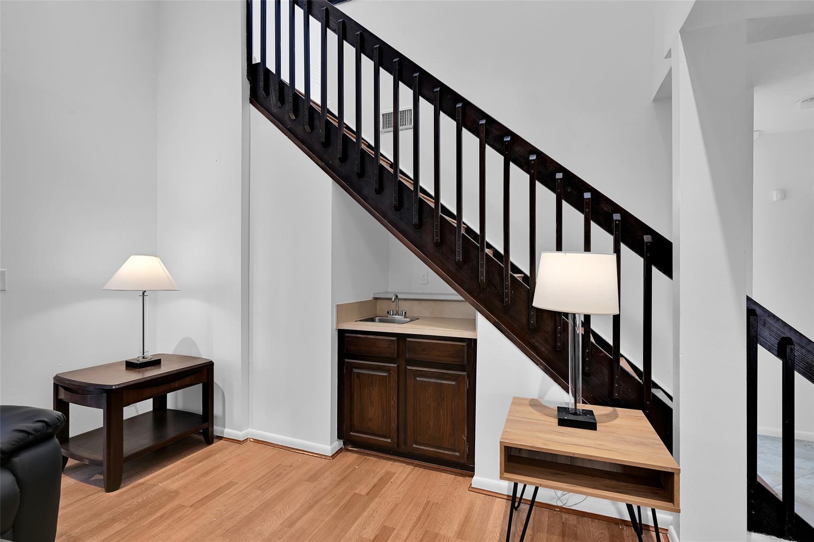 Building Photo - 4011 Coral Springs Dr