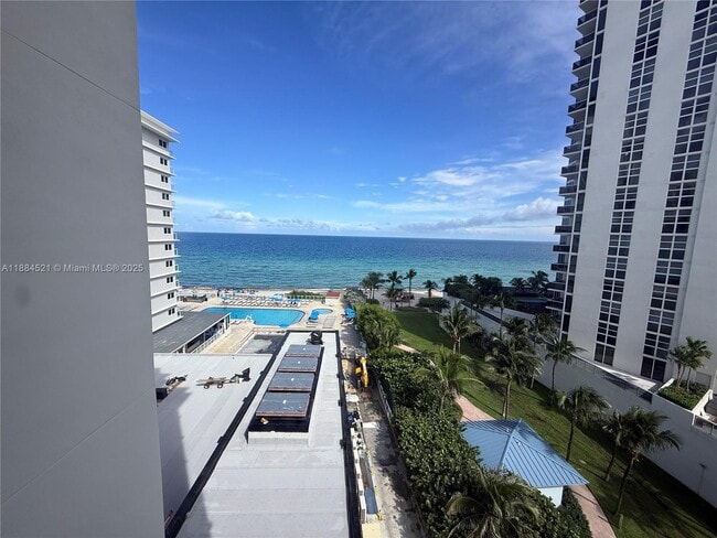 Building Photo - 19201 Collins Ave