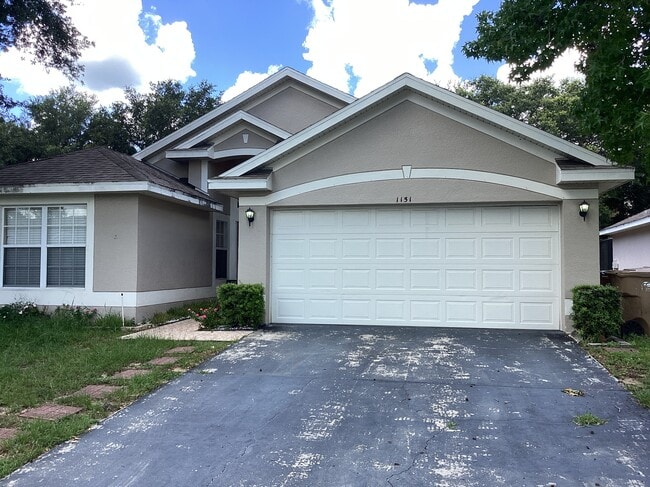 Building Photo - 1151 Cedarwood Way