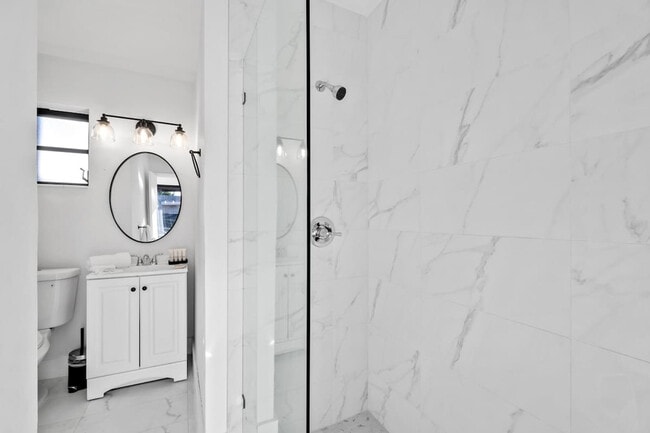 Building Photo - 6540 Park St