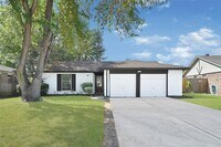 Building Photo - 9611 Camrose Ct