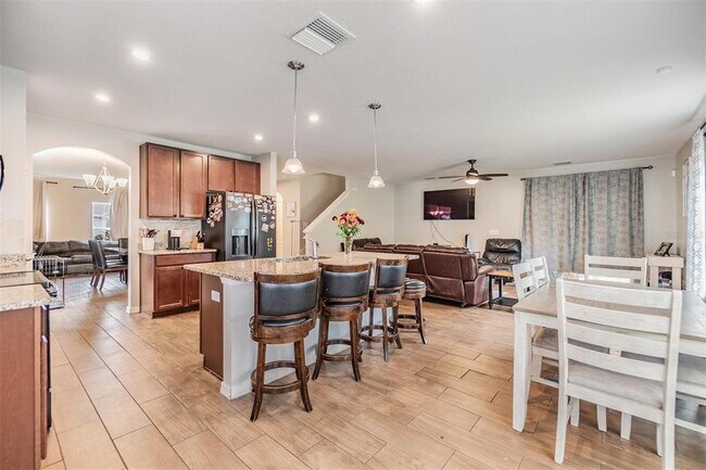 Building Photo - 2073 BRANDING IRON Way
