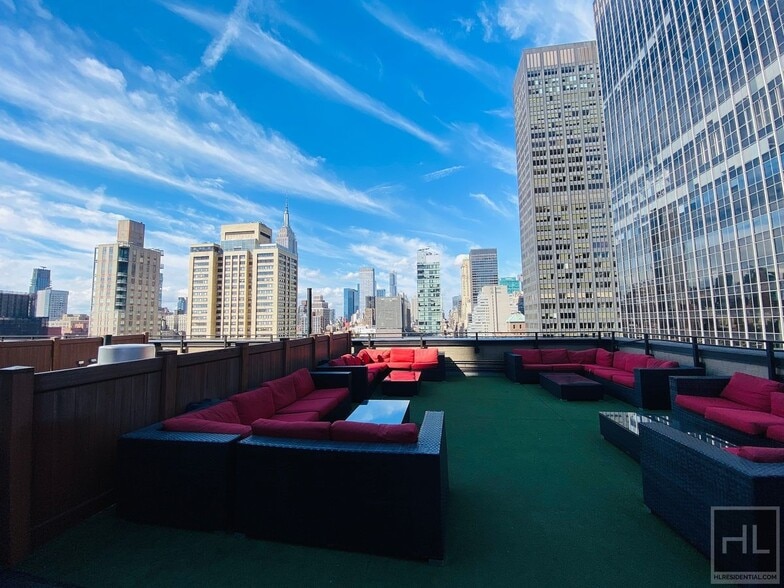 Building Photo - East 39th Street