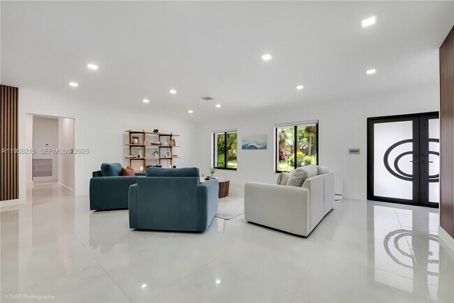 Building Photo - 17203 SW 78th Pl