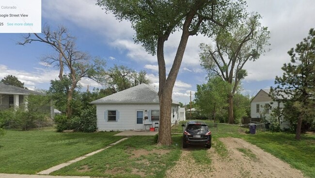 Primary Photo - NICE THREE BEDROOM HOME ON NEARLY 1/3 ACRE FENCED YARD IN DENVER! AVAIL. DEC. 1st!